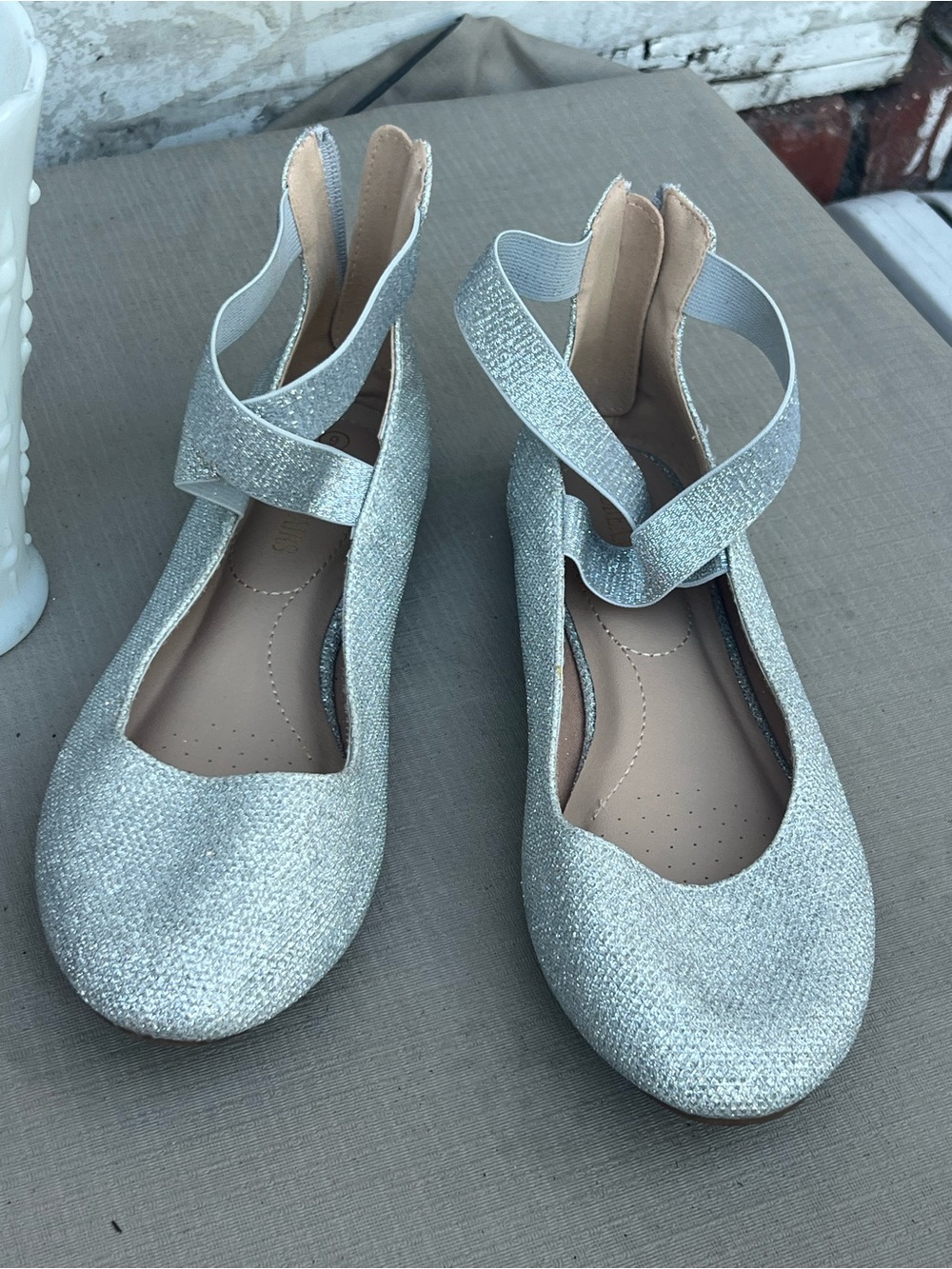 Dream Pairs Silver Glitter Slip-On Flats